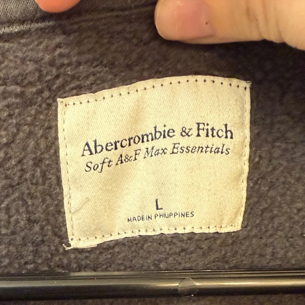 Abercrombie & Fitch Essential Vintage Sunday Dark Gray Half-Zip Sweatshirt - Picture 6 of 7